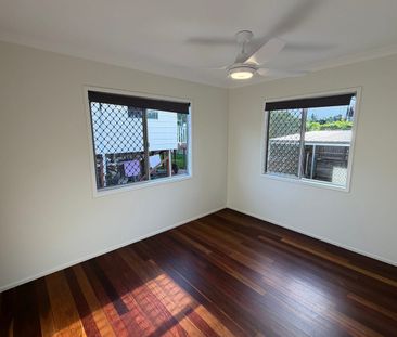 Neat & Tidy Highset Home – Comfortable Living with Space & Convenience - Photo 3