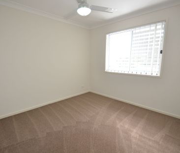 Lovely 3 Bed Townhouse for Rent - Photo 2