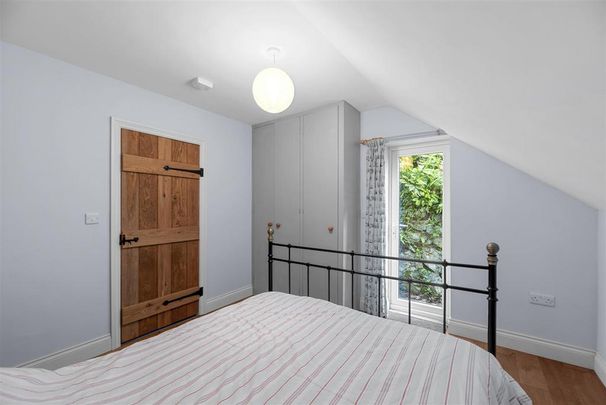 2 bedroom detached house to rent - Photo 1