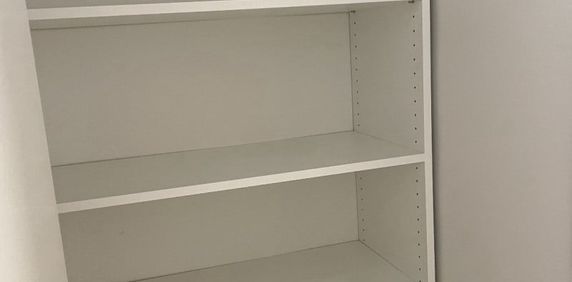 Nassau House - Photo 2