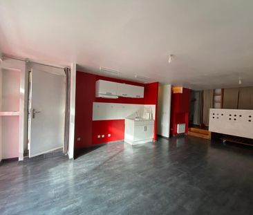 Location Appartement 1 pièce 37m² BOURG LES VALENCE 26500 - Photo 3