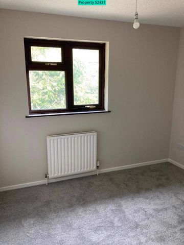 4 bedroom detached house to rent - Photo 4