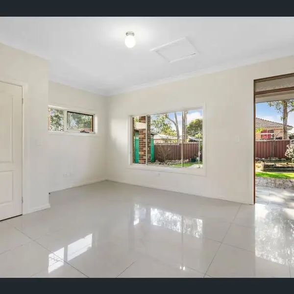 “Modern 2-Bedroom Granny Flat for Rent in Prime Blacktown Location” - Photo 1