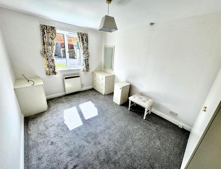 2 Bedroom Detached Available Arranging tenancy - Photo 3