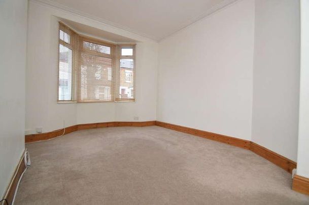 Flaxton Road, London, SE18 - Photo 1