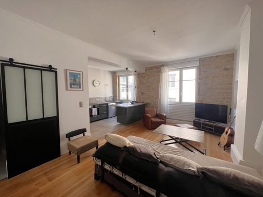 APPARTEMENT T3 A LOUER - LYON 2EME ARRONDISSEMENT - 76.1 m2 - 1 550 € charges comprises par mois - Photo 1