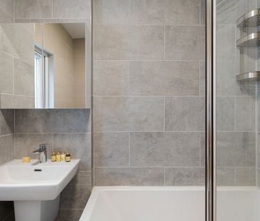 2 Bed Semi-Detached House, Mortimer Road, NW10 - Photo 4