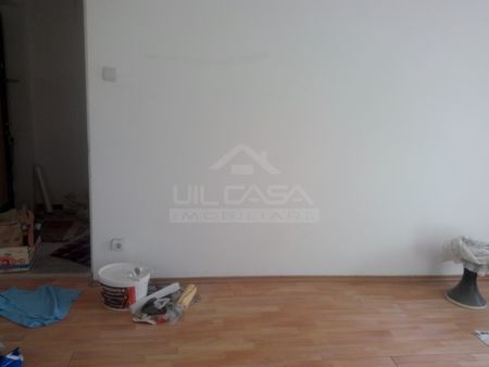 Apartament 2CSD NEMOBILAT, Podu de Piatra, cu CT - Fotografie 3
