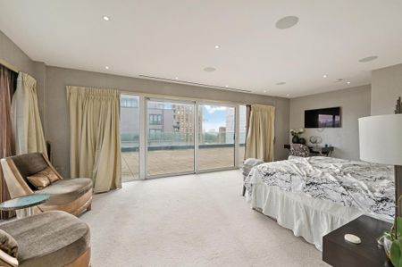 5 bedroom flat to rent - Photo 4