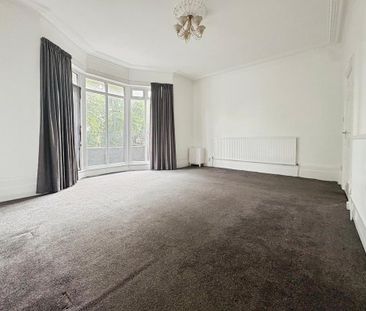 3 bedroom flat to rent - Photo 1