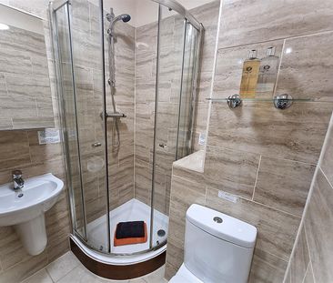 West Parade - Studio for 26/27 - Photo 3