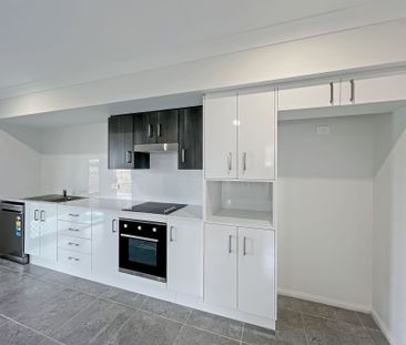 Stylish and Homely - Photo 1