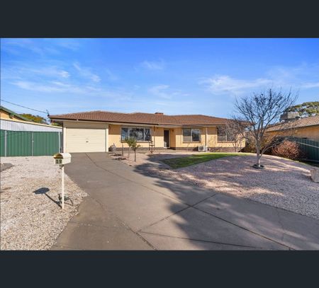 10 Cavenagh Street, Elizabeth Downs, SA 5113 - Photo 2