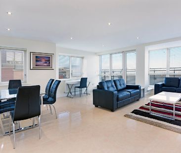 The Lighthouse, Dun laoghaire - Photo 2