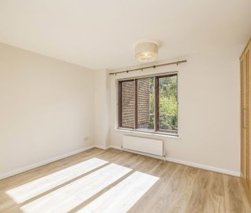 4 bedroom terraced house to rent - Photo 6