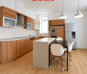 Pronájem bytu 3+1, Brno - Pisárky, Neumannova ulice, balkón, 1 gará... - Photo 3