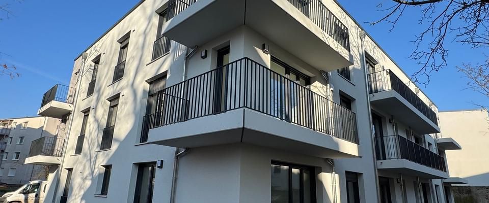 Ruhige 1-Zi.-Whg. mit EBK & Balkon, nahe UNI/WISTA, 10 Min. zur S-Bahn* ab 12/2025 Erstbezug! - Photo 1