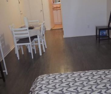 Cession De Bail Studio Côté-des-Neiges - Photo 3