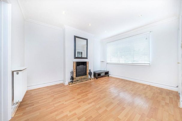 2 bedroom house to rent - Photo 1