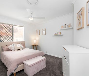 17, Gordon Crescent, QLD, Wakerley - Photo 5