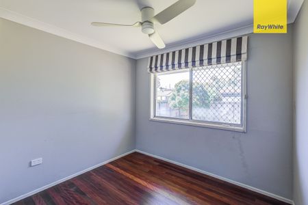 Modern Elegance, Solar, Multiple Car Spaces, Prime Location Plus Home Office - Photo 5