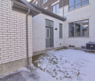 For Lease - 10173 Huntington Road, Vaughan, Ontario - Photo 1