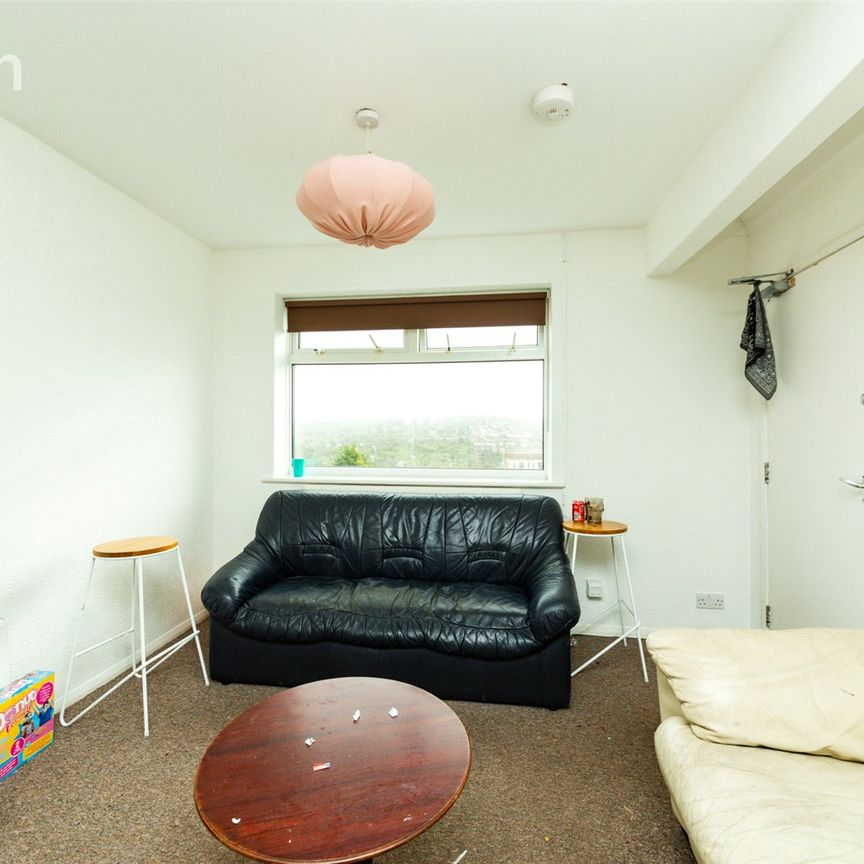 5 bedroom house to rent - Photo 1