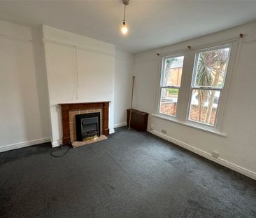 Lime Grove, Newark, Nottinghamshire, NG24 - Photo 1