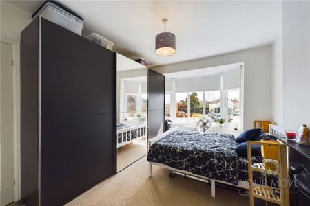 3 bedroom terraced house to rent - Photo 5