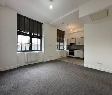 Studio to rent - Photo 1