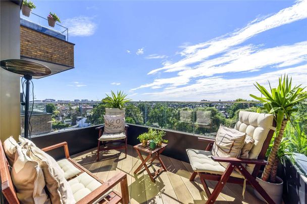 Wood Crescent, Television Centre, White City, London, W12 7GR - Photo 1