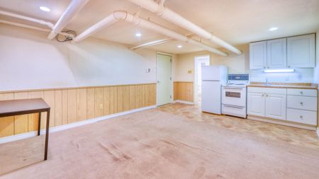 For Lease - 1110 Simcoe Street Unit# Basement #6, Oshawa, Ontario - Photo 5