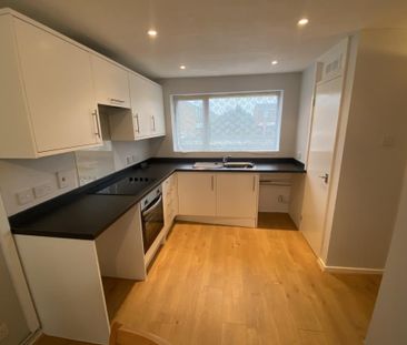 Dillotford Avenue, Coventry, Cv3 5eb, Cheylesmore - Photo 2