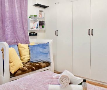 1 Bed Flat, Undine Road, E14 - Photo 6