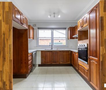 112 Kildare Road, Blacktown NSW 2148 - House For Rent | Domain - Photo 6