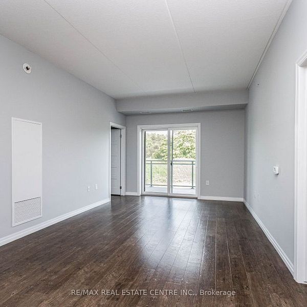 For Lease - 35 Kingsbury Square Unit# 222, Guelph, Ontario - Photo 1