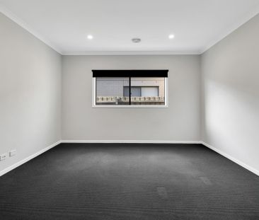 FOUR BEDROOM HOME - Photo 3