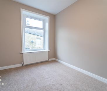 Shepherd Street, Bacup - Photo 4