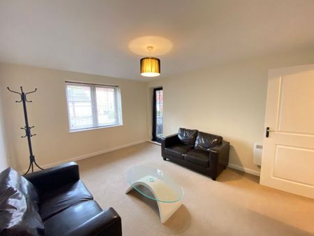 Poppleton Close - Photo 2