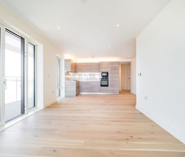 Deveraux House, Woolwich Arsenal, SE18, London - Photo 1