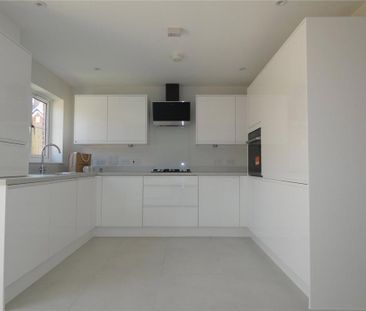 2 bedroom terraced house to rent - Photo 6