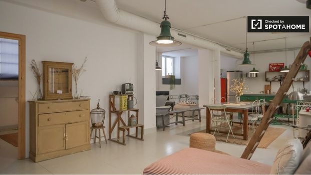 madrid, Community of Madrid 28013 - Photo 1