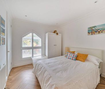 3 bedroom detached house to rent - Photo 3