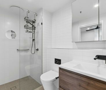 Comfort, Space and Lifestyle in the Heart of the Woden Valley - Photo 1