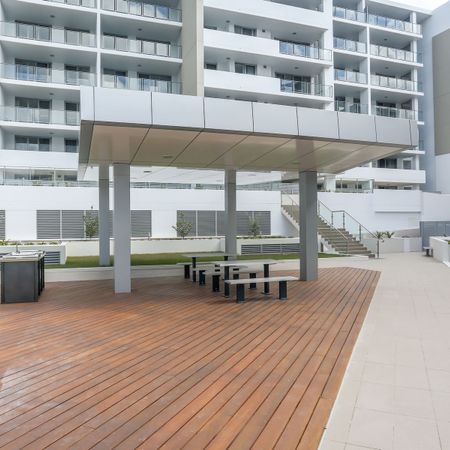 301/29 Cook Street Turrella - Photo 3