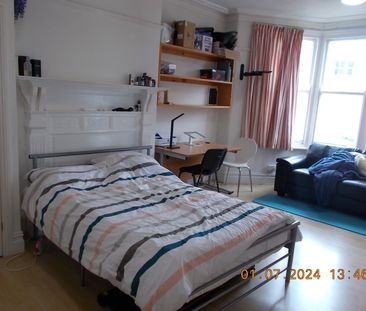 Student Properties to Let - Photo 3