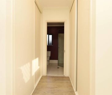 Beautiful Family Entertainer - Fully Airconditioned - Solar - Side ... - Photo 5