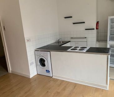 1 Bed Flat, Arundel Gardens, IG3 - Photo 5