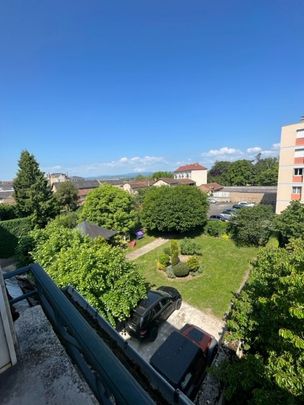 Dans belle maison, joli T1 entièrement rénové - Photo 1