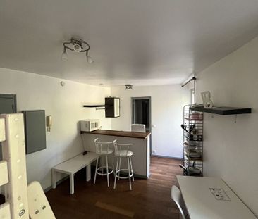 Location Appartement 1 pièce 22m² - Photo 3